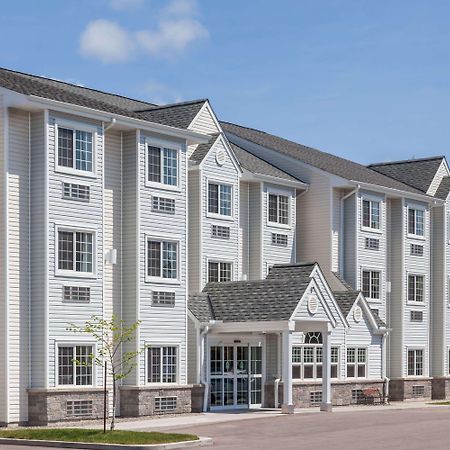 Microtel Inn & Suites Sault Ste. Marie Bagian luar foto