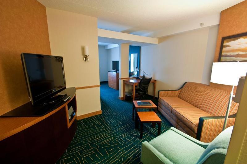 Microtel Inn & Suites Sault Ste. Marie Bagian luar foto