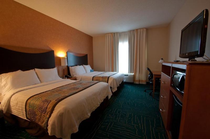 Microtel Inn & Suites Sault Ste. Marie Bagian luar foto