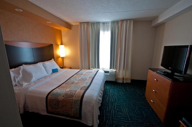 Microtel Inn & Suites Sault Ste. Marie Bagian luar foto